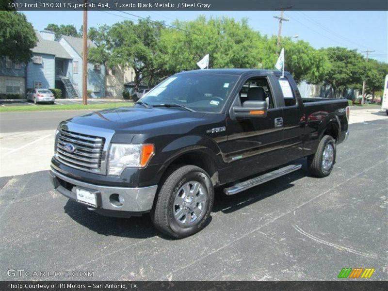Tuxedo Black Metallic / Steel Gray 2011 Ford F150 XLT SuperCab 4x4