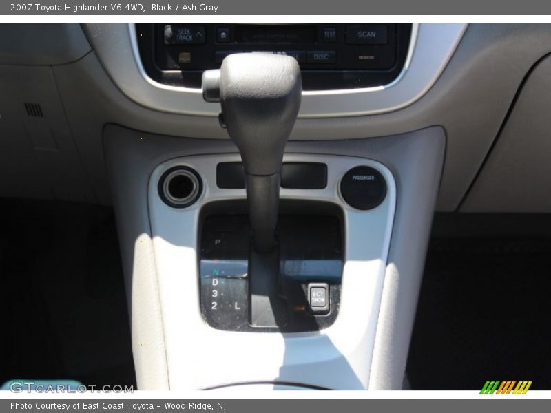 Black / Ash Gray 2007 Toyota Highlander V6 4WD