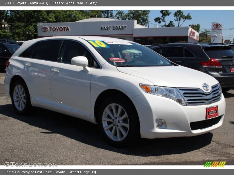 Blizzard White Pearl / Gray 2010 Toyota Venza AWD