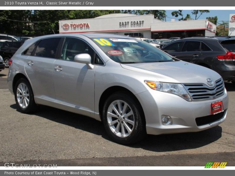 Classic Silver Metallic / Gray 2010 Toyota Venza I4