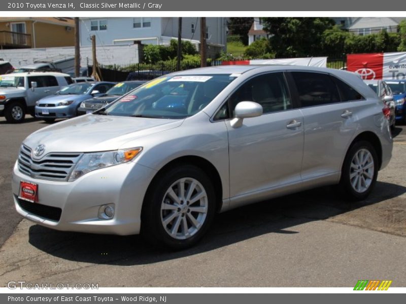 Classic Silver Metallic / Gray 2010 Toyota Venza I4