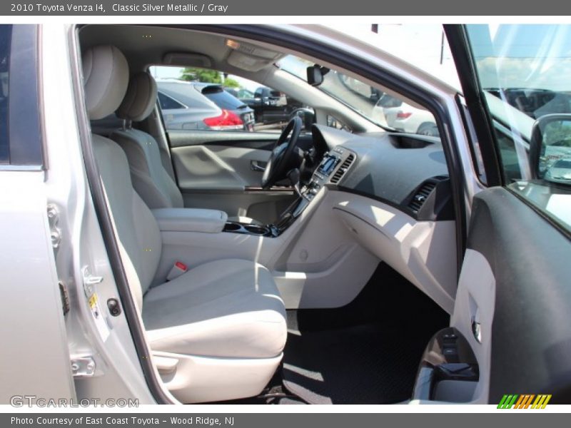 Classic Silver Metallic / Gray 2010 Toyota Venza I4