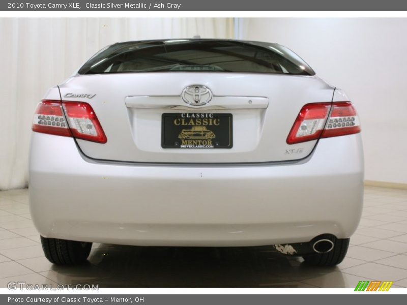 Classic Silver Metallic / Ash Gray 2010 Toyota Camry XLE