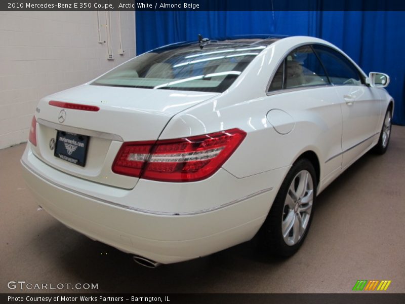 Arctic White / Almond Beige 2010 Mercedes-Benz E 350 Coupe