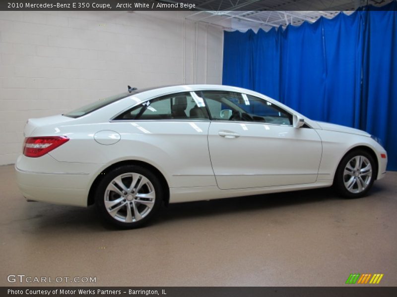 Arctic White / Almond Beige 2010 Mercedes-Benz E 350 Coupe