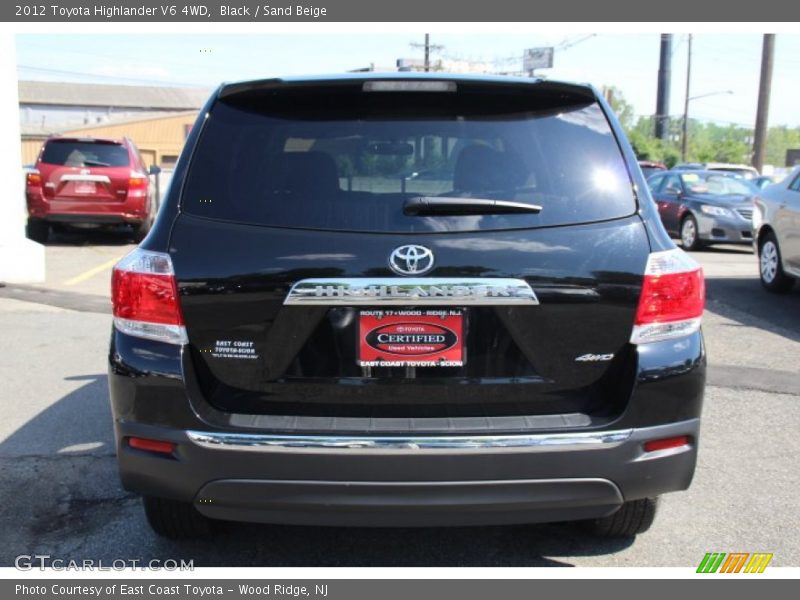Black / Sand Beige 2012 Toyota Highlander V6 4WD