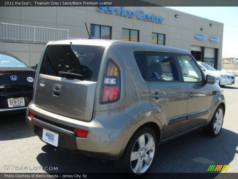 Titanium Gray / Sand/Black Premium Leather 2011 Kia Soul !