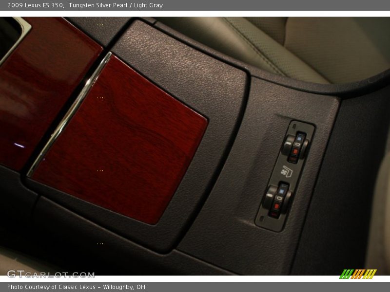 Tungsten Silver Pearl / Light Gray 2009 Lexus ES 350