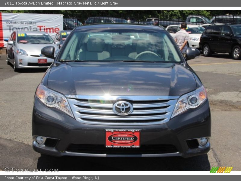 Magnetic Gray Metallic / Light Gray 2011 Toyota Avalon Limited
