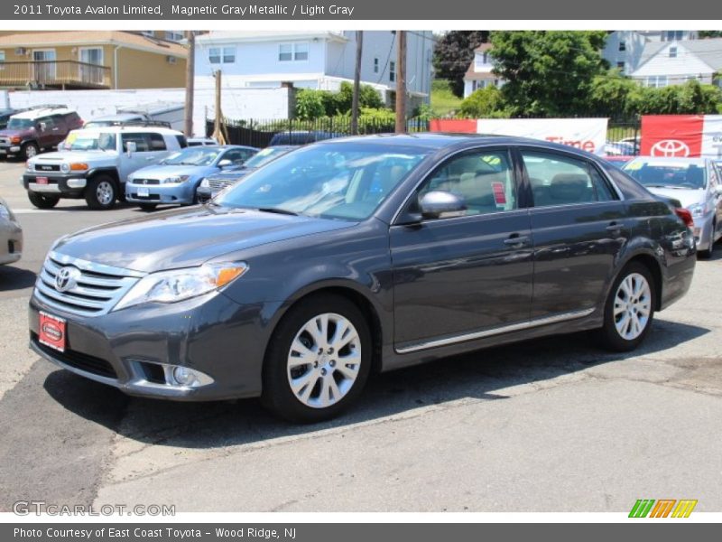 Magnetic Gray Metallic / Light Gray 2011 Toyota Avalon Limited