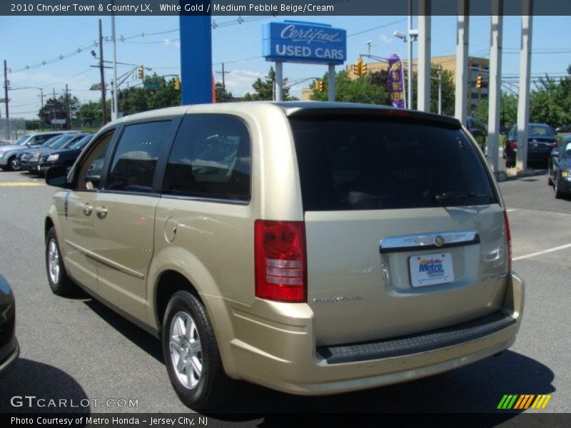 White Gold / Medium Pebble Beige/Cream 2010 Chrysler Town & Country LX