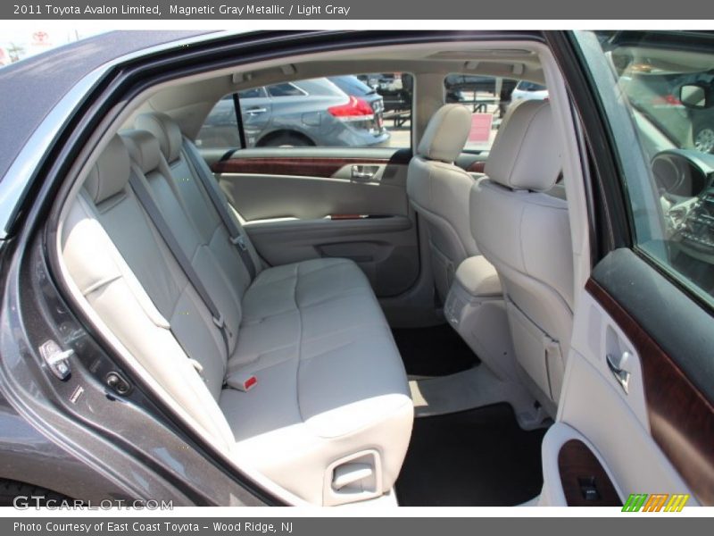 Magnetic Gray Metallic / Light Gray 2011 Toyota Avalon Limited