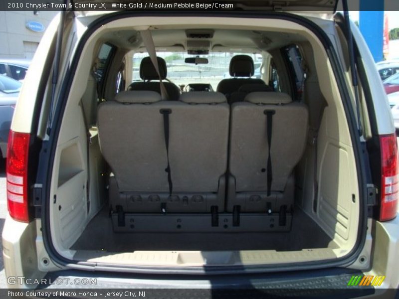 White Gold / Medium Pebble Beige/Cream 2010 Chrysler Town & Country LX