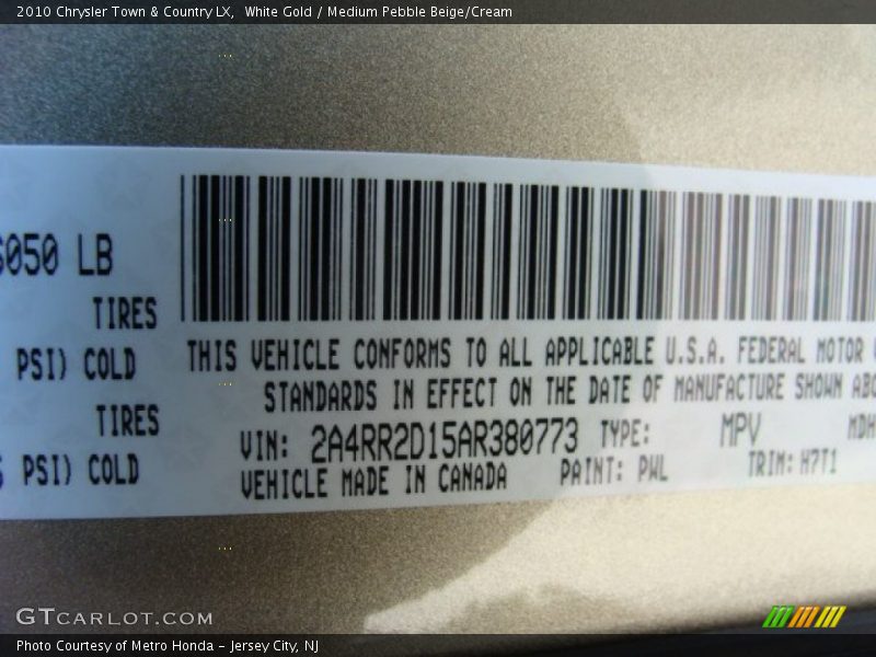 White Gold / Medium Pebble Beige/Cream 2010 Chrysler Town & Country LX