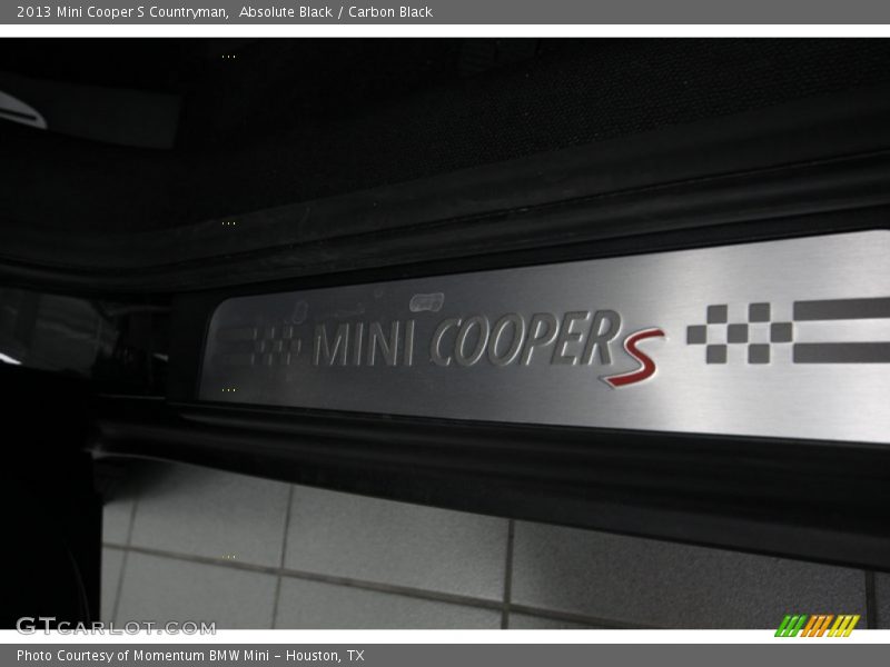 Absolute Black / Carbon Black 2013 Mini Cooper S Countryman