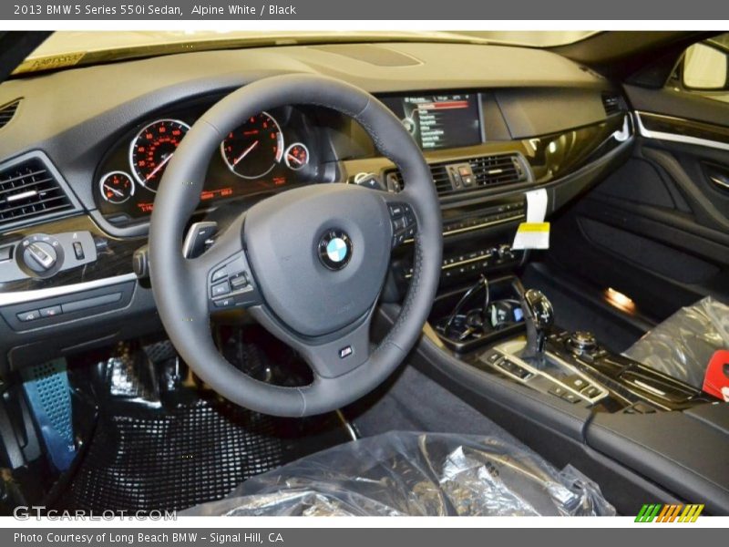 Alpine White / Black 2013 BMW 5 Series 550i Sedan
