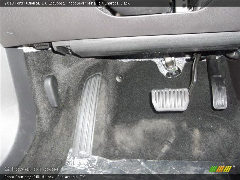Ingot Silver Metallic / Charcoal Black 2013 Ford Fusion SE 1.6 EcoBoost