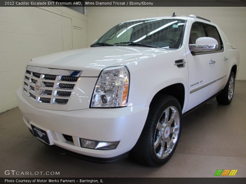 White Diamond Tricoat / Ebony/Ebony 2012 Cadillac Escalade EXT Premium AWD