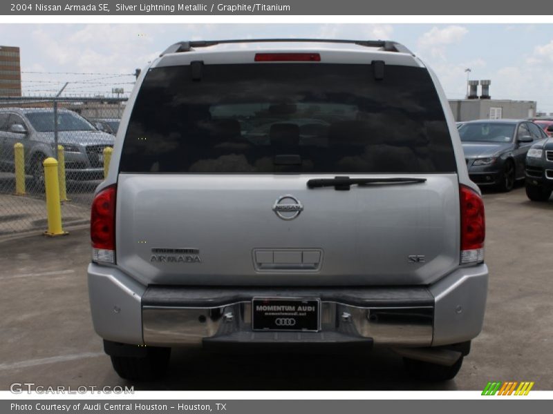 Silver Lightning Metallic / Graphite/Titanium 2004 Nissan Armada SE