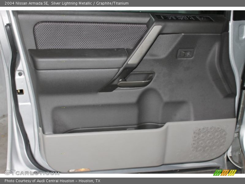 Silver Lightning Metallic / Graphite/Titanium 2004 Nissan Armada SE