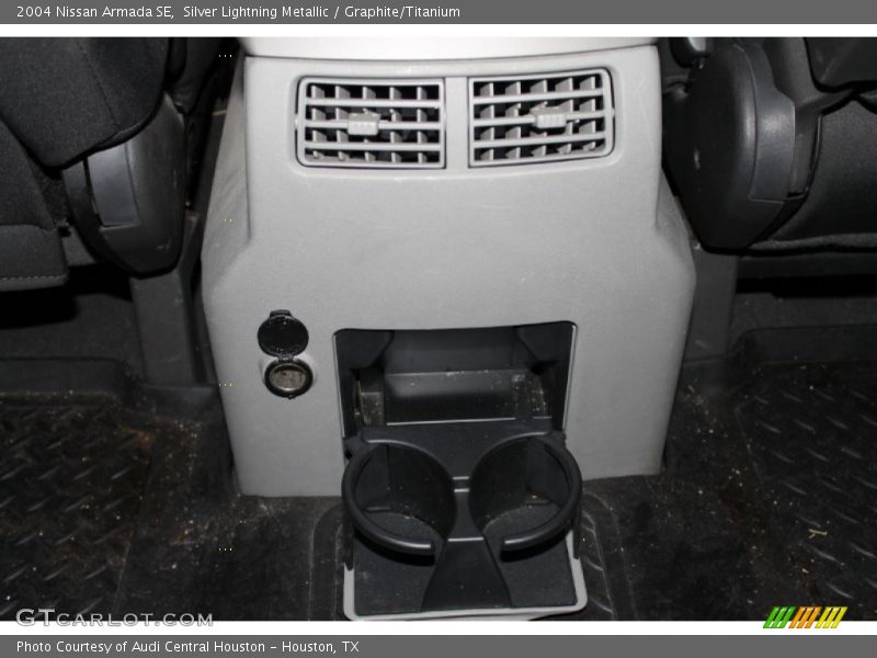 Silver Lightning Metallic / Graphite/Titanium 2004 Nissan Armada SE