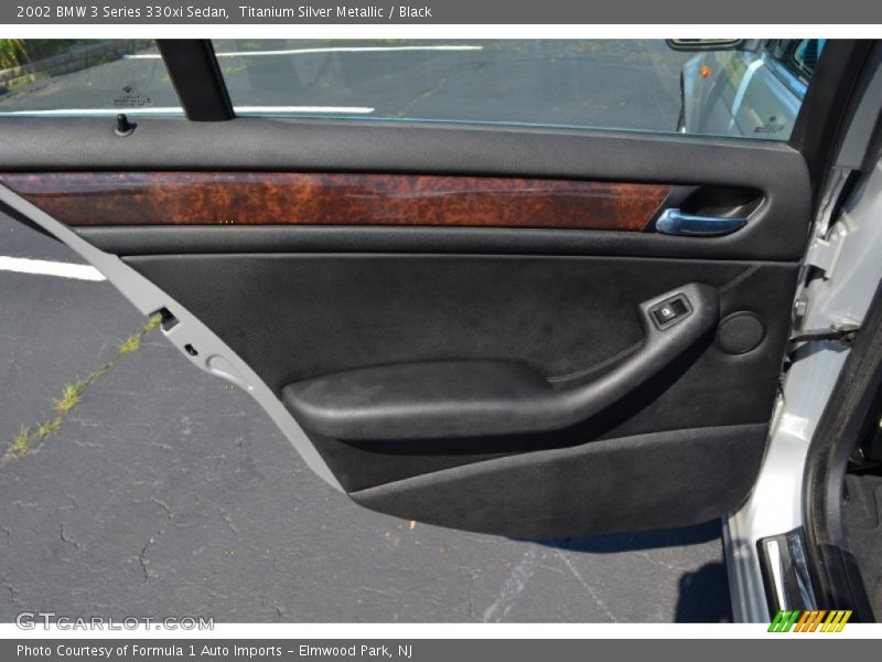 Titanium Silver Metallic / Black 2002 BMW 3 Series 330xi Sedan