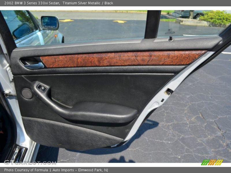 Titanium Silver Metallic / Black 2002 BMW 3 Series 330xi Sedan