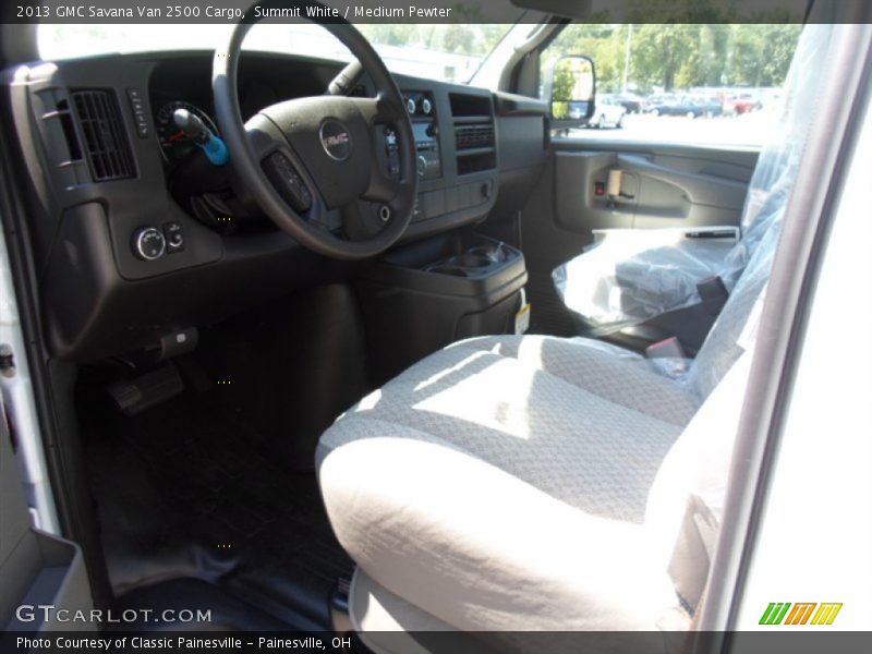 Summit White / Medium Pewter 2013 GMC Savana Van 2500 Cargo