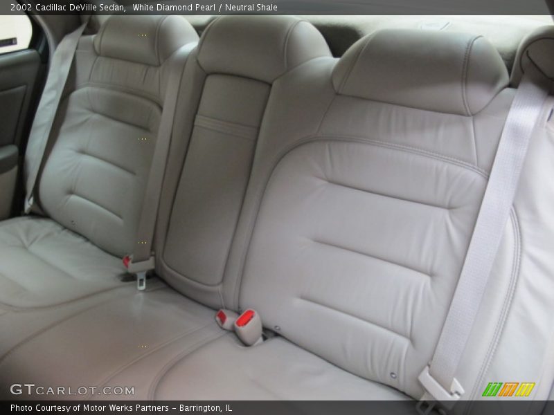 White Diamond Pearl / Neutral Shale 2002 Cadillac DeVille Sedan