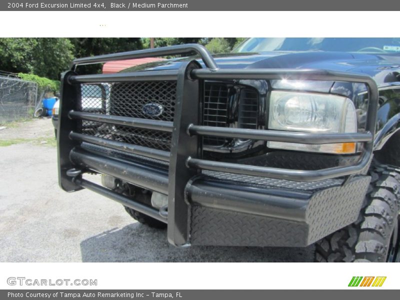 Black / Medium Parchment 2004 Ford Excursion Limited 4x4