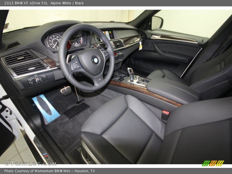 Alpine White / Black 2013 BMW X5 xDrive 50i