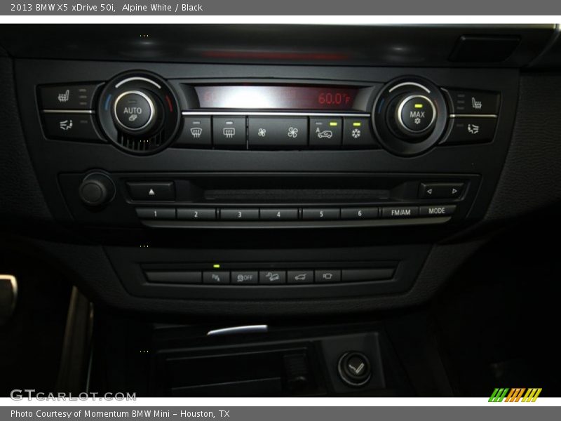 Alpine White / Black 2013 BMW X5 xDrive 50i