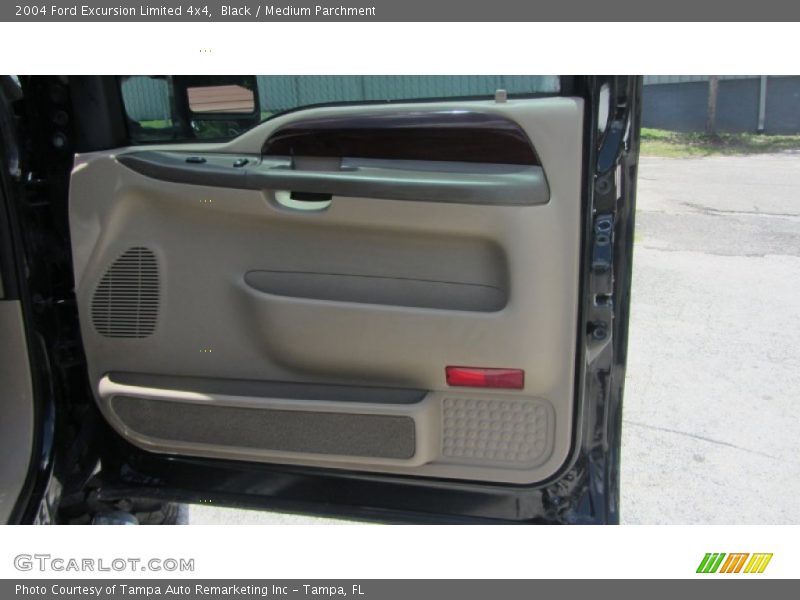 Black / Medium Parchment 2004 Ford Excursion Limited 4x4