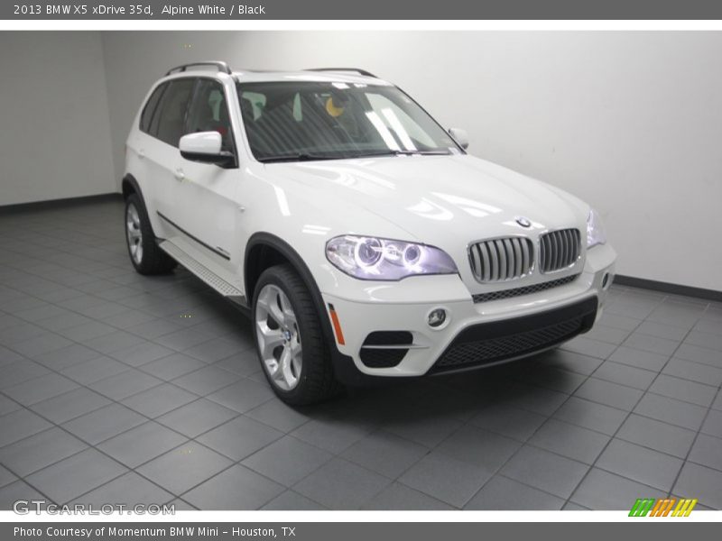 Front 3/4 View of 2013 X5 xDrive 35d