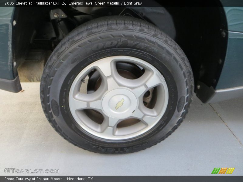 Emerald Jewel Green Metallic / Light Gray 2005 Chevrolet TrailBlazer EXT LS