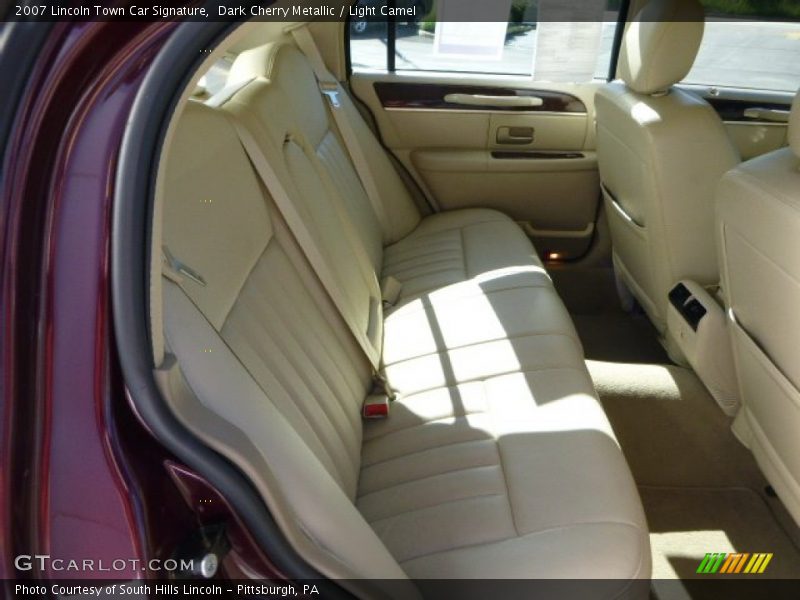 Dark Cherry Metallic / Light Camel 2007 Lincoln Town Car Signature