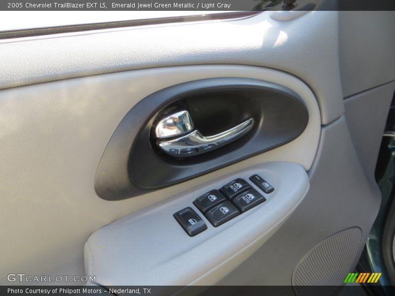 Emerald Jewel Green Metallic / Light Gray 2005 Chevrolet TrailBlazer EXT LS