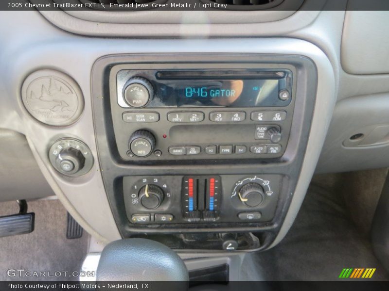 Emerald Jewel Green Metallic / Light Gray 2005 Chevrolet TrailBlazer EXT LS