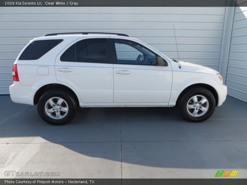 Clear White / Gray 2009 Kia Sorento LX