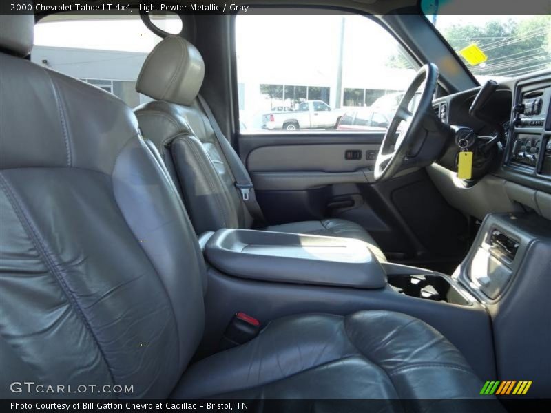 Light Pewter Metallic / Gray 2000 Chevrolet Tahoe LT 4x4