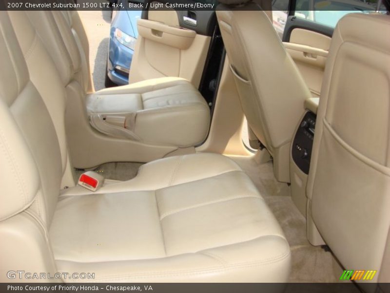 Black / Light Cashmere/Ebony 2007 Chevrolet Suburban 1500 LTZ 4x4