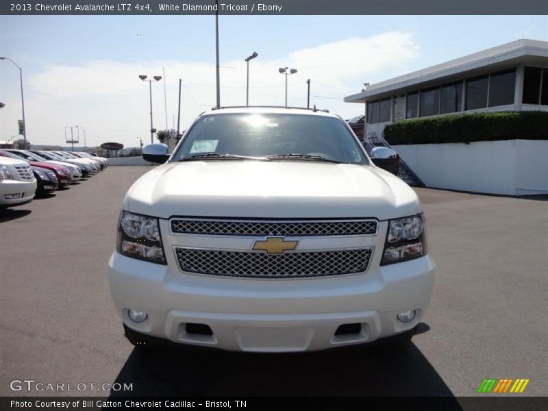 White Diamond Tricoat / Ebony 2013 Chevrolet Avalanche LTZ 4x4
