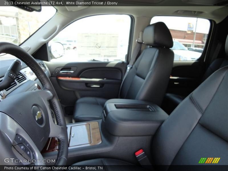 White Diamond Tricoat / Ebony 2013 Chevrolet Avalanche LTZ 4x4