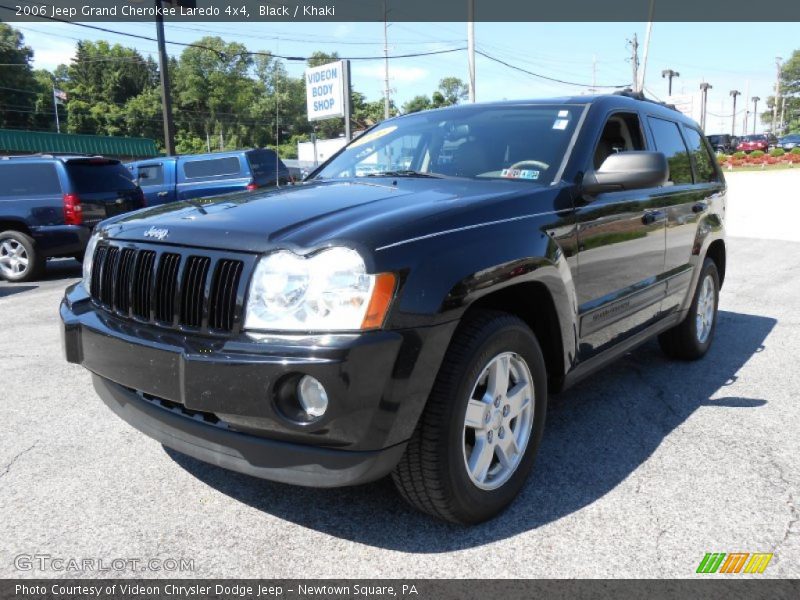 Black / Khaki 2006 Jeep Grand Cherokee Laredo 4x4