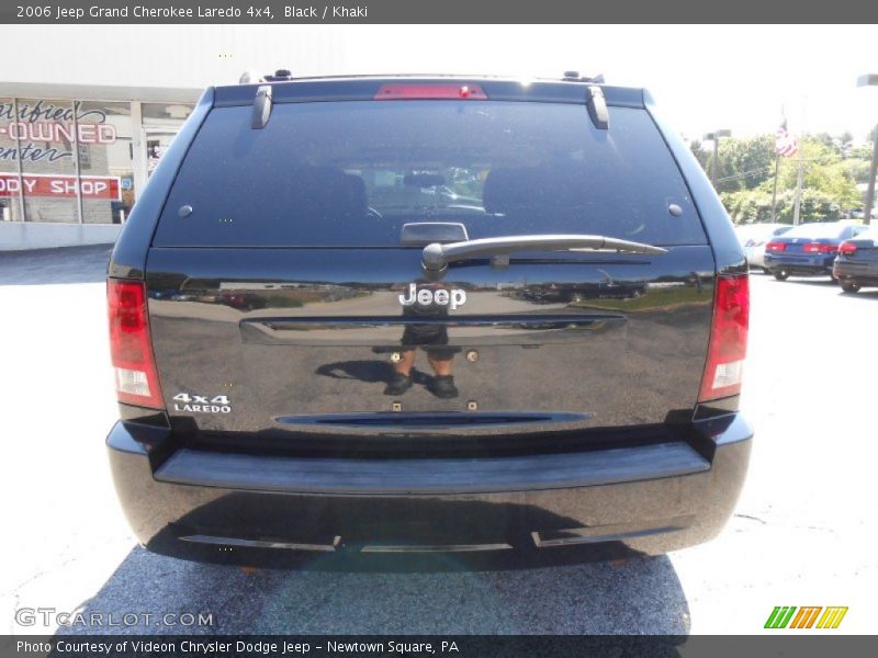 Black / Khaki 2006 Jeep Grand Cherokee Laredo 4x4