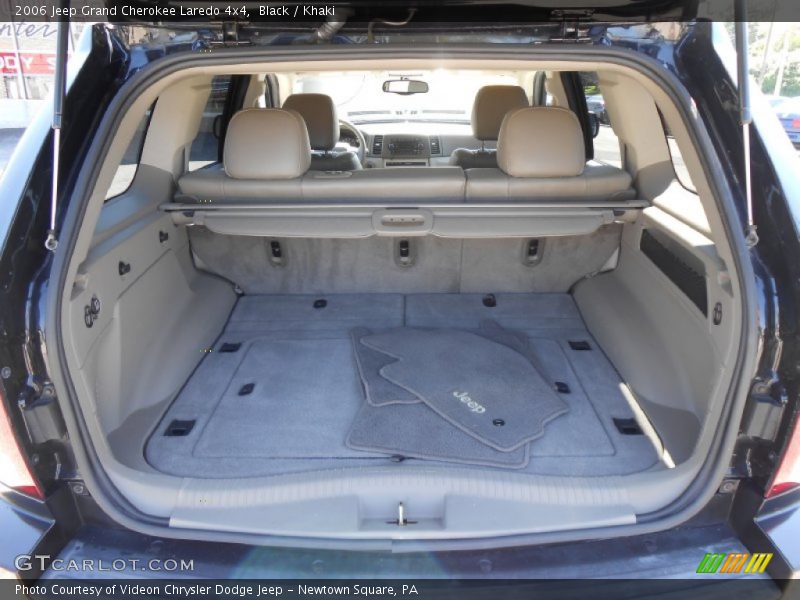 Black / Khaki 2006 Jeep Grand Cherokee Laredo 4x4