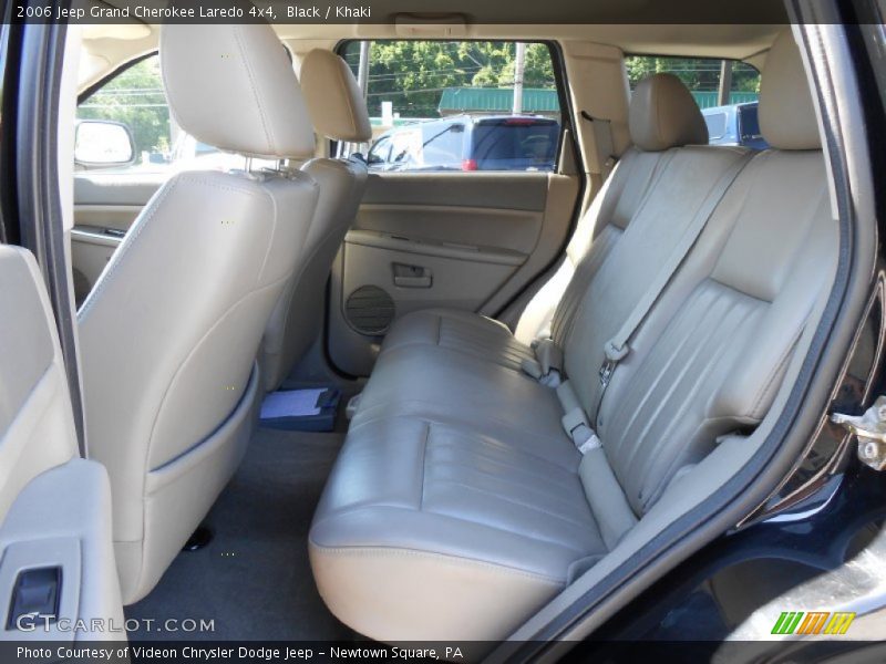 Black / Khaki 2006 Jeep Grand Cherokee Laredo 4x4