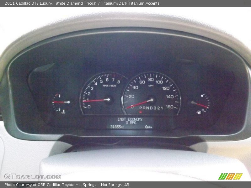 White Diamond Tricoat / Titanium/Dark Titanium Accents 2011 Cadillac DTS Luxury