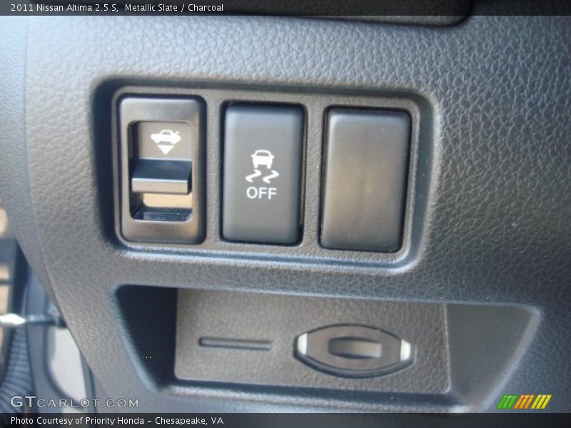 Metallic Slate / Charcoal 2011 Nissan Altima 2.5 S