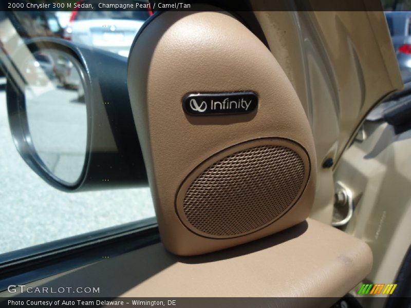 Audio System of 2000 300 M Sedan